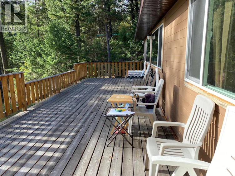 6453 Pinaus Lake Road, Falkland, BC, V0E 1W0 - 21