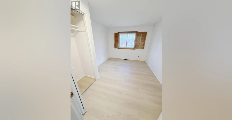 UPPER LEVEL-711 Algoma Avenue, London, ON, N5X 1W4 - 12