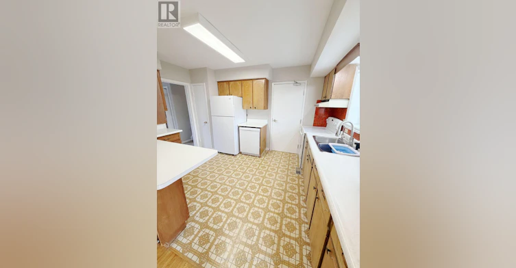 UPPER LEVEL-711 Algoma Avenue, London, ON, N5X 1W4 - 10