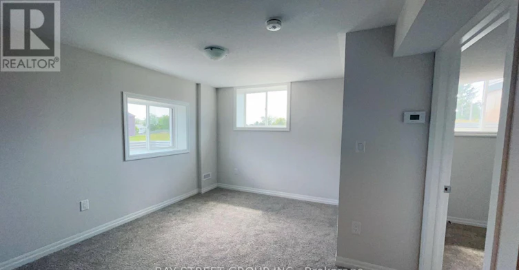 LOWER-75 Hillcrest Road, Port Colborne, ON, L3K 6E4 - 12