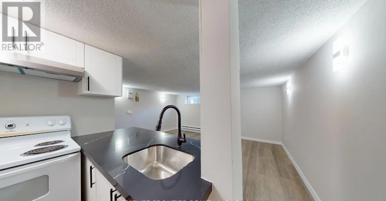 3-79 Redwood Avenue, Toronto, ON, M4L 2S5 - 7
