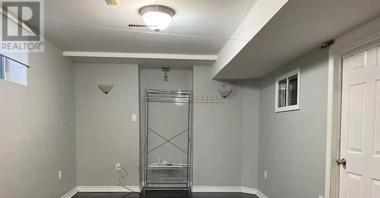5292 Longhouse Crescent, Mississauga, ON, L5R 3S4 - 5