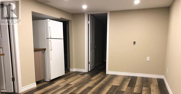 7 Milton Heights Crescent, Milton, ON, L9T 2W7 - 2