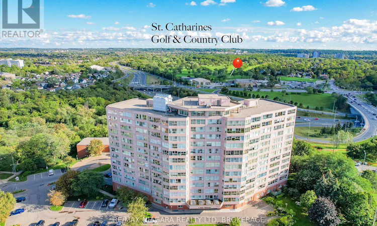 1207-7 Gale Crescent