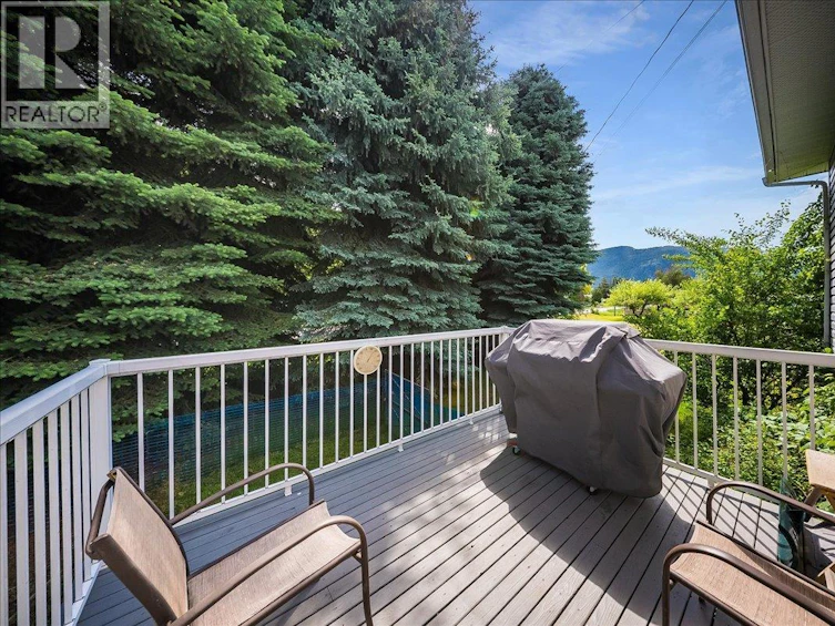 1545 Columbia Road, Ootischenia, BC, V1N 4L6 - 58