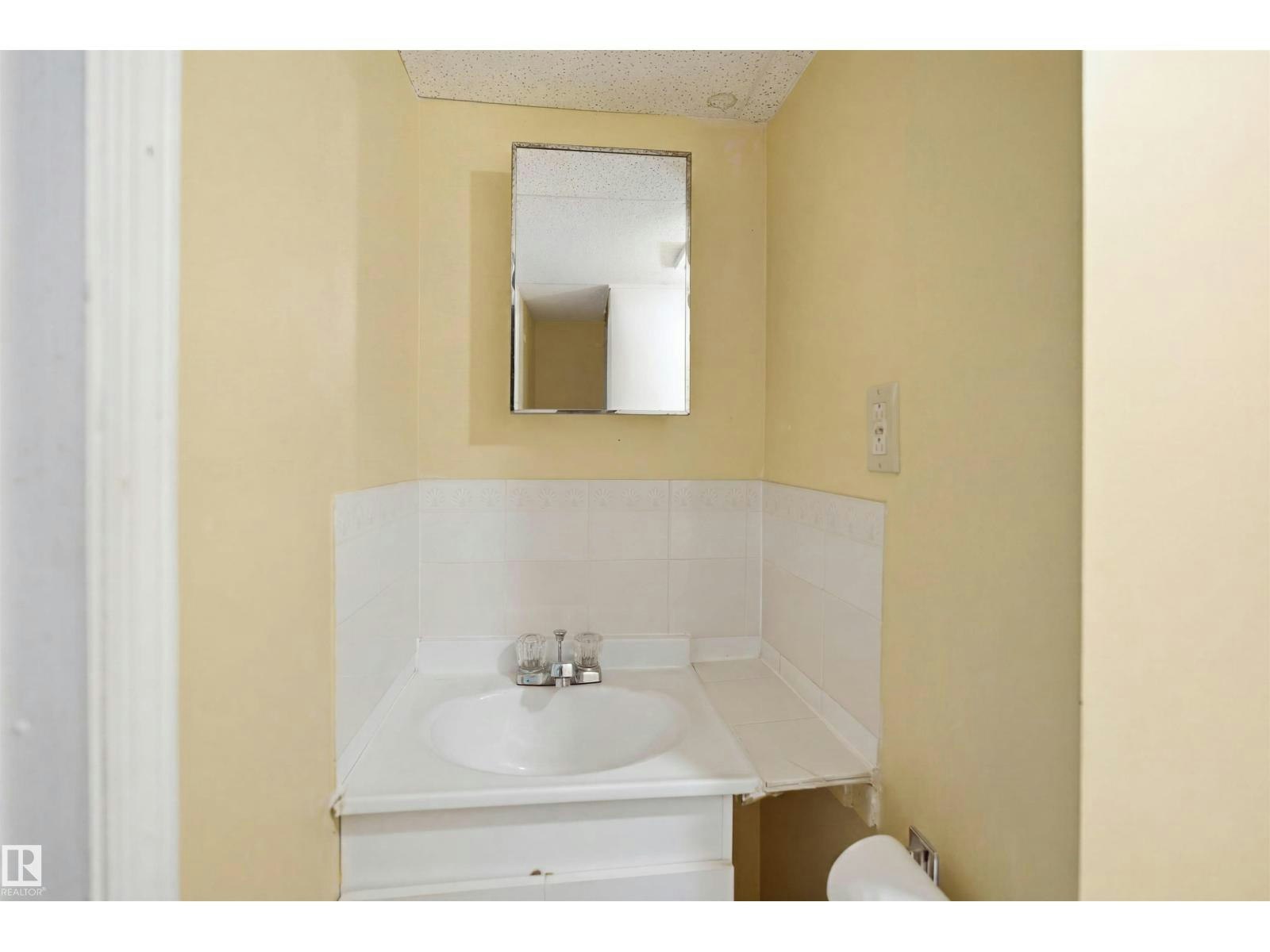 17 Lakewood Vg NW, Edmonton, AB, T6K 2B3 - 25