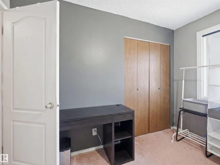 17 Lakewood Vg NW, Edmonton, AB, T6K 2B3 - 19