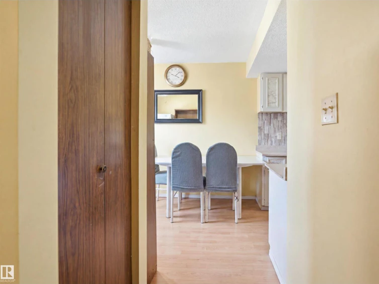 17 Lakewood Vg NW, Edmonton, AB, T6K 2B3 - 5