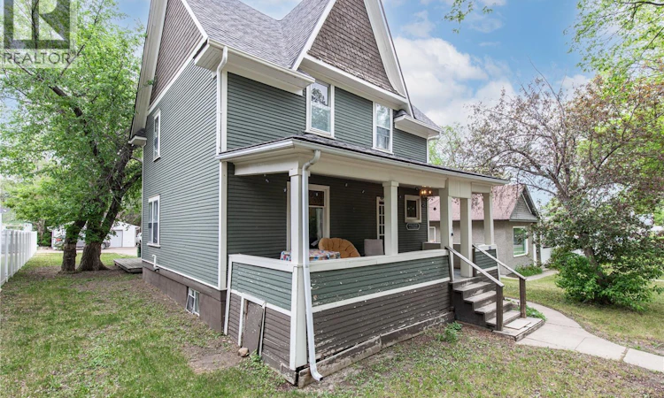 1059 Willow Avenue