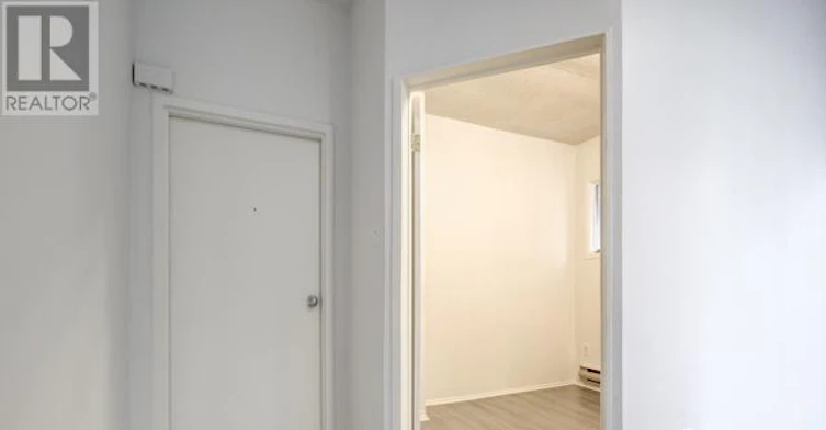 105-661 Huron Street, Toronto, ON, M5R 2R8 - 6
