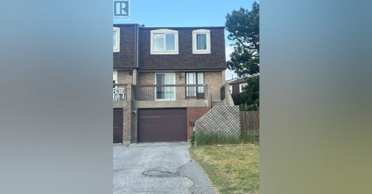 8-17 Sandhurst Circle, Toronto, ON, M1S 4B2
