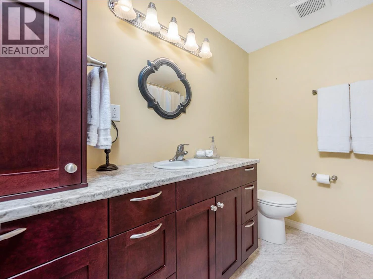 6777 Longacre Drive, Vernon, BC, V1H 1J1 - 18