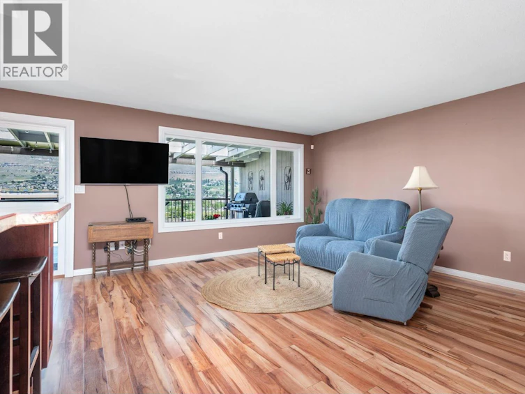 6777 Longacre Drive, Vernon, BC, V1H 1J1 - 6