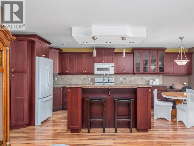 6777 Longacre Drive, Vernon, BC, V1H 1J1 - 8