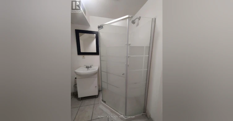 BSMT-56 Snowball Crescent, Toronto, ON, M1B 1R9 - 13