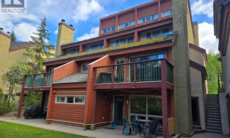 908-2030 Panorama Drive