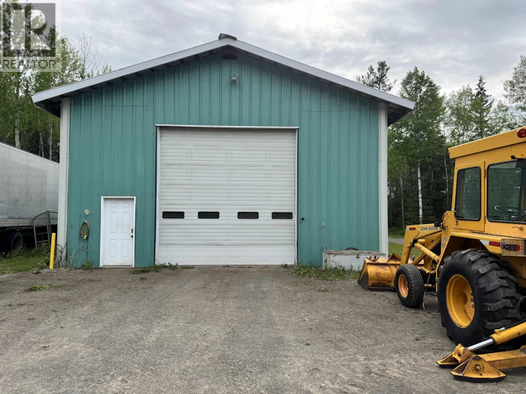 6436 Erickson Road, 100 Mile House, BC, V0K 1X3 - 25