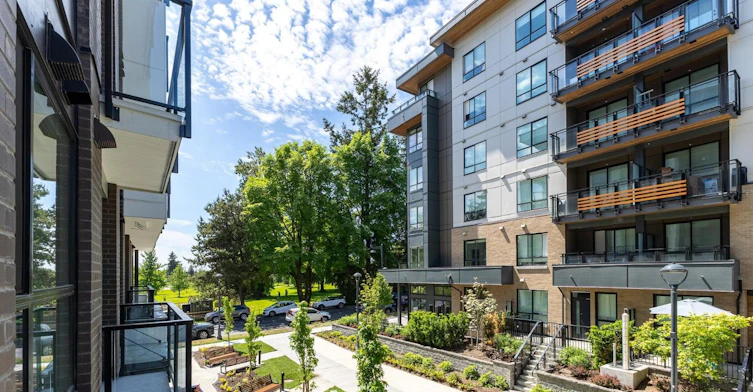 211-13455 94a Avenue, Surrey, BC, V3M 1M9 - 30
