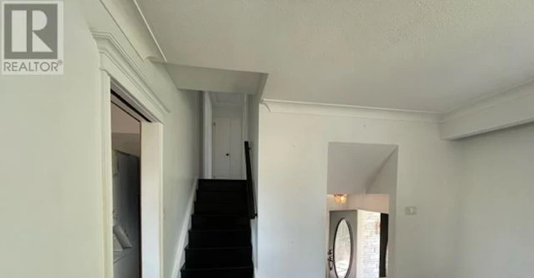 UPPER-6307 Carolyn Avenue, Niagara Falls, ON, L2E 5H6 - 10