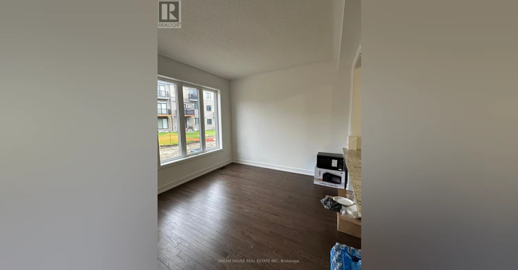 MAIN-27 Deer Ridge Crescent, Whitby, ON, L1P 0P3 - 5
