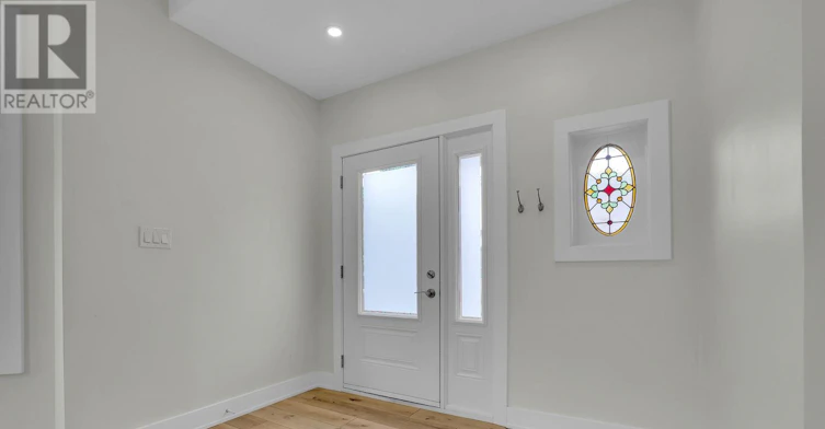 LEVEL-A 531 Main Mcleod Street, Ottawa, ON, K1R 5R2 - 8