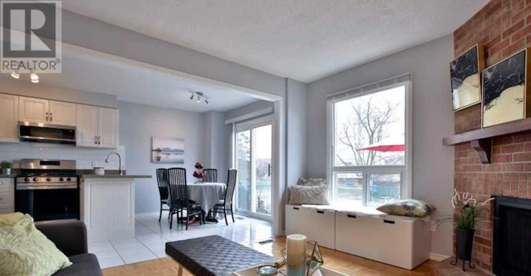 51 Hornchurch Crescent, Markham, ON, L3R 7C6 - 5