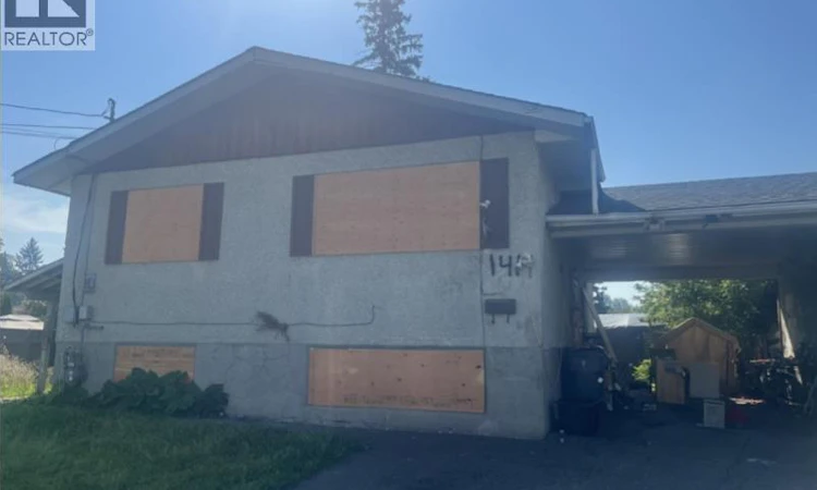 1411 Strathcona Avenue
