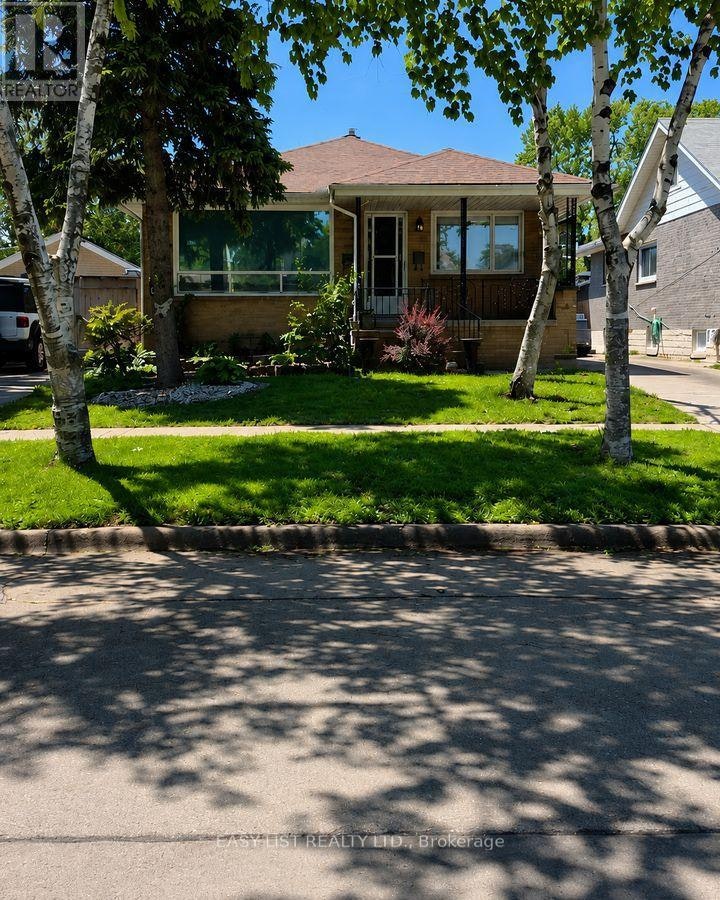 2371 Alexis Road, Windsor, ON, N8W 3Z2