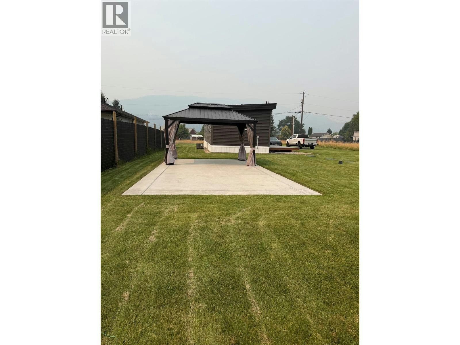 928 Waterloo Crescent, Castlegar, BC, V1N 4M3 - 28