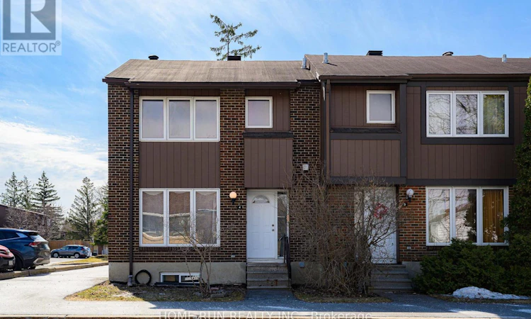 4-2111 Montreal Road