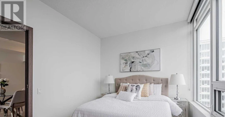 3810-17 Bathurst Street, Toronto, ON, M6A 2E1 - 13