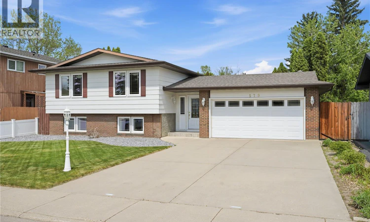 579 Tobin Crescent