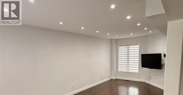 1000 Peach Blossom, Windsor, ON, N9G 2S2 - 5
