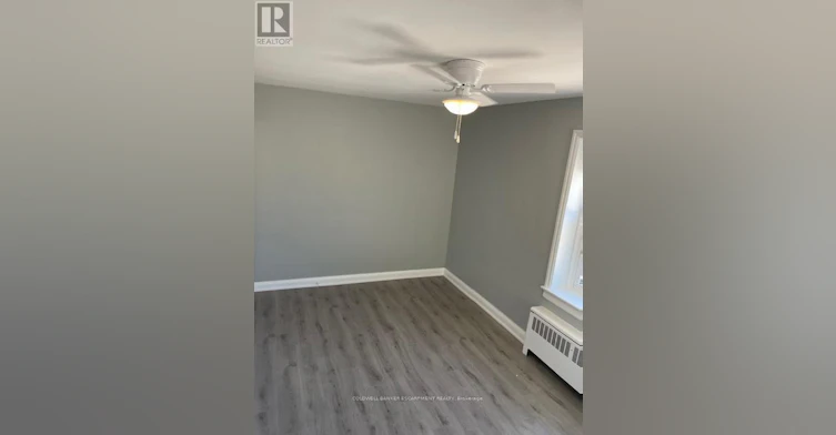 1-2 Cross Street, Halton Hills, ON, L7G 3G2 - 12