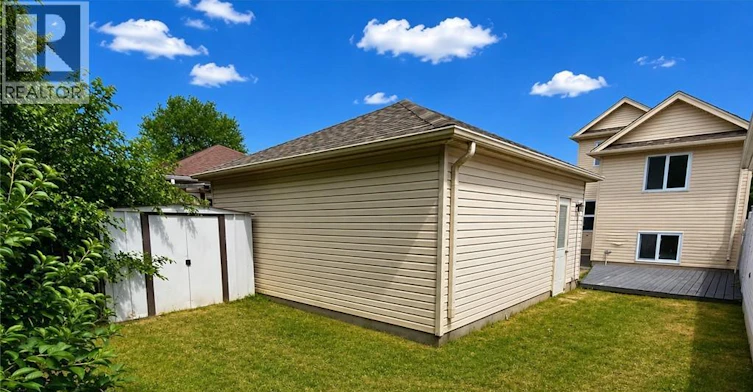 390 Wake Robin Crescent, Kitchener, ON, N2E 3L6 - 36