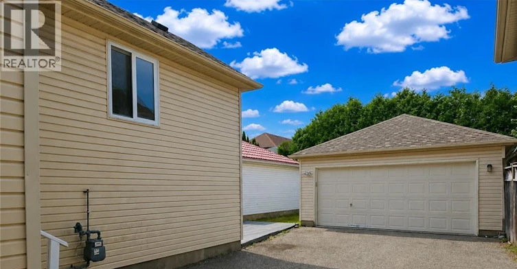 390 Wake Robin Crescent, Kitchener, ON, N2E 3L6 - 34