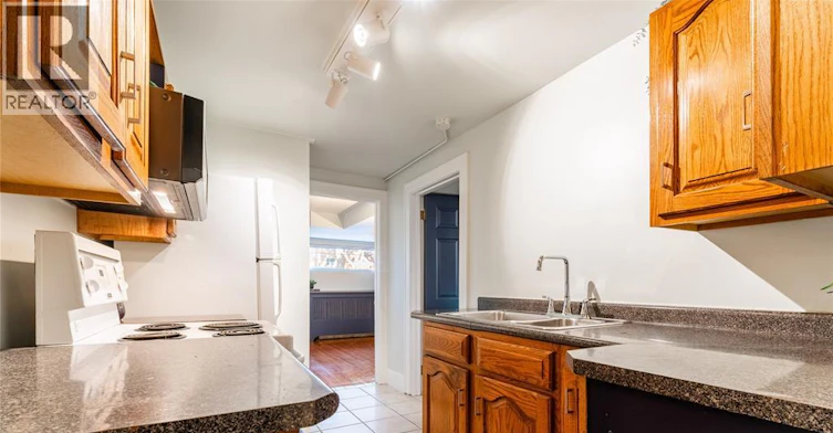 8-269 Randolph Place, Windsor, ON, N9B 2T2 - 7