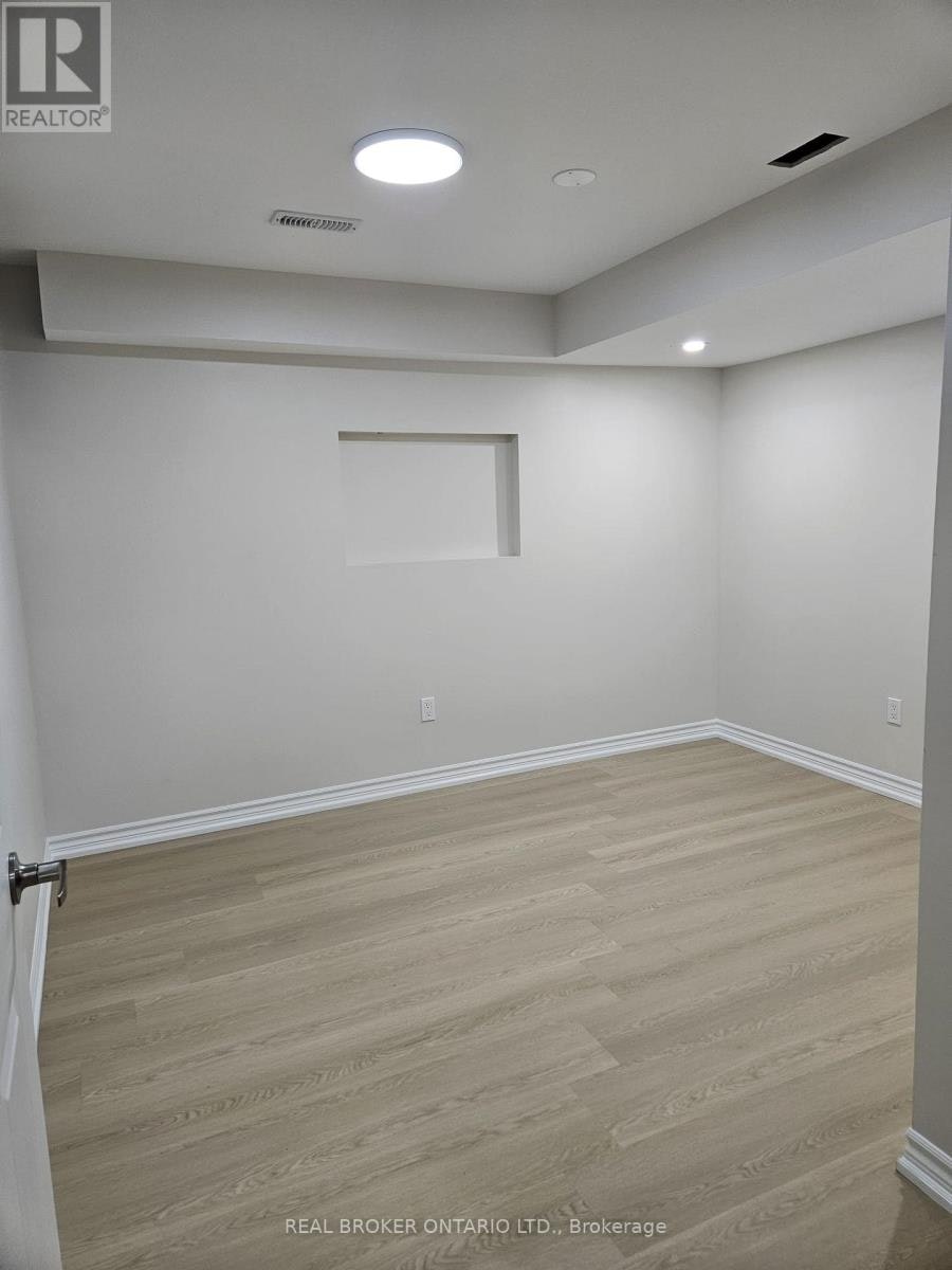 LEVEL-14 5672 Lower Dorchester Road, Niagara Falls, ON, L2G 4Y8 - 5