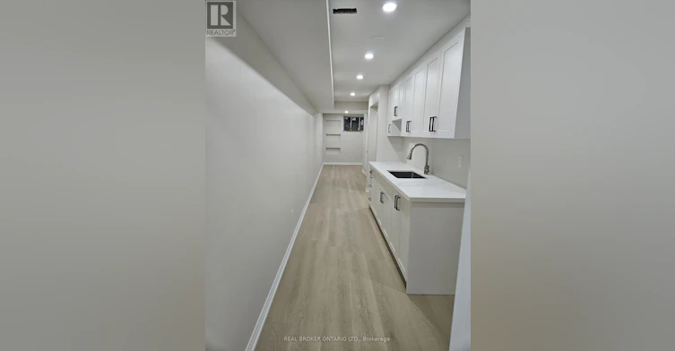LEVEL-14 5672 Lower Dorchester Road, Niagara Falls, ON, L2G 4Y8