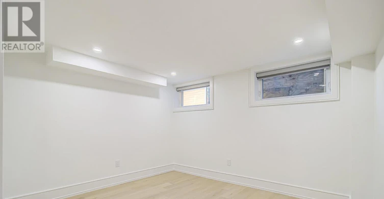 22 Anson Avenue, Toronto, ON, M1M 1X3 - 11