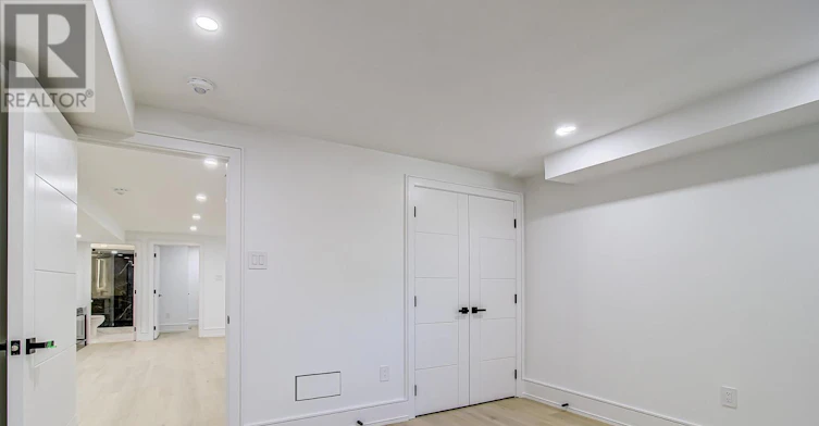 22 Anson Avenue, Toronto, ON, M1M 1X3 - 10