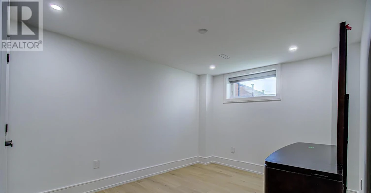 22 Anson Avenue, Toronto, ON, M1M 1X3 - 12