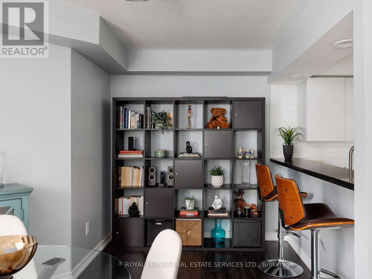 174-75 Bristol Road E, Mississauga, ON, L4Z 3P2 - 8
