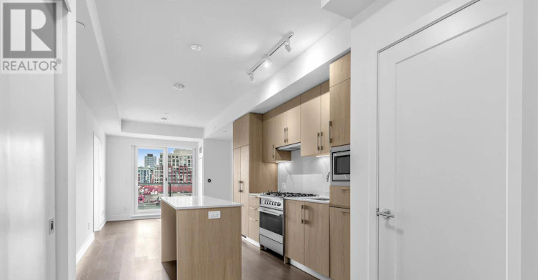 611-8 Manor Road W, Toronto, ON, M4S 0E6 - 10