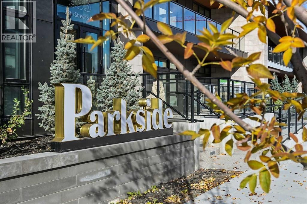 206-835 78 Street SW, Calgary, AB, T3H 6H6