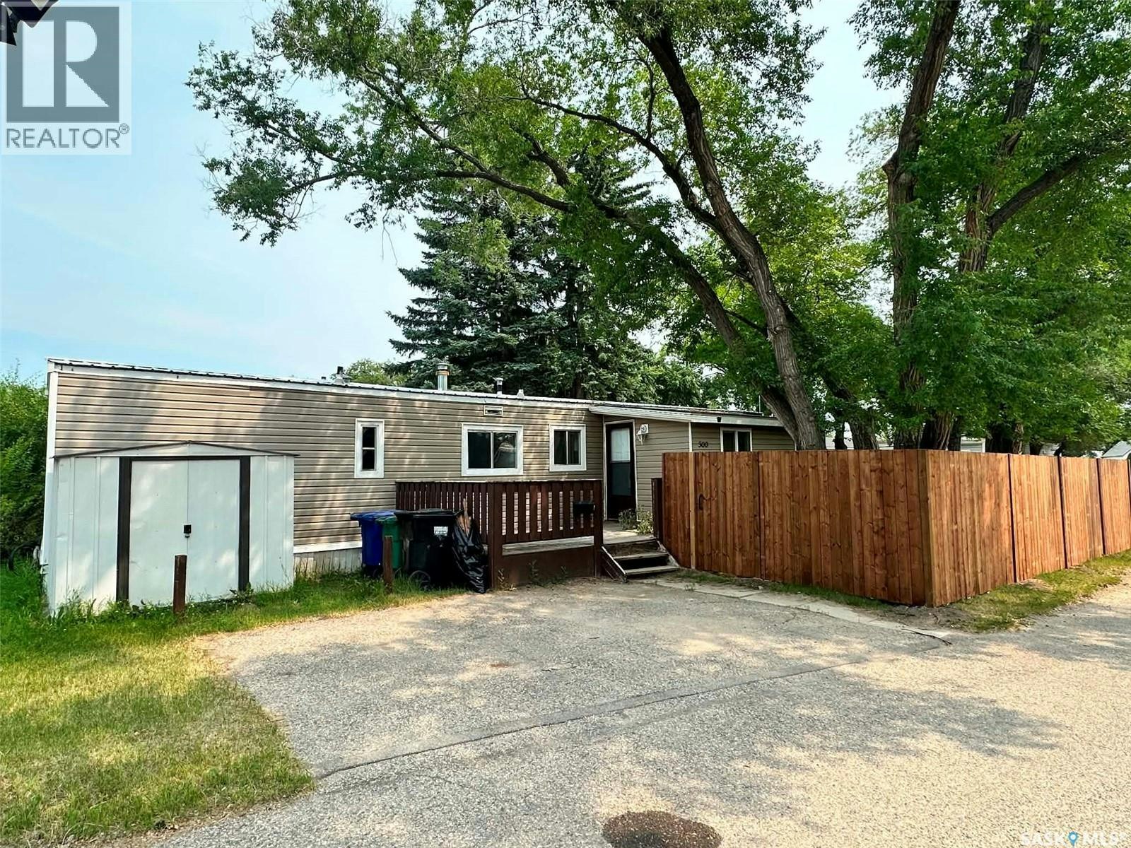 300-1524 Rayner Avenue, Saskatoon, SK, S7N 1Y1