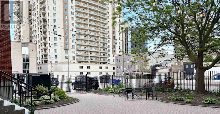 103-440 Wellington Street, London, ON, N6A 3P2 - 3