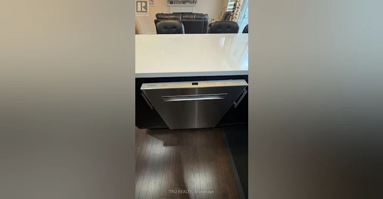 309 Everglade Way, Ottawa, ON, K2M 0K8 - 13
