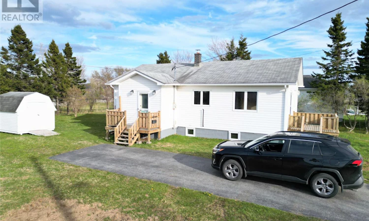 16 Hillcrest Drive