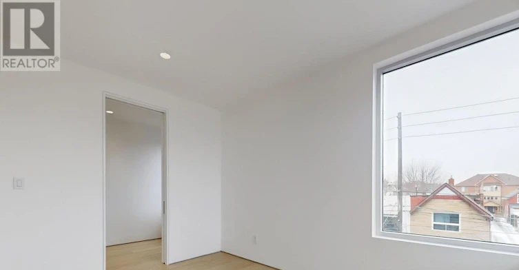 UPPER-899 Dundas Street W, Toronto, ON, M6J 1V9 - 22